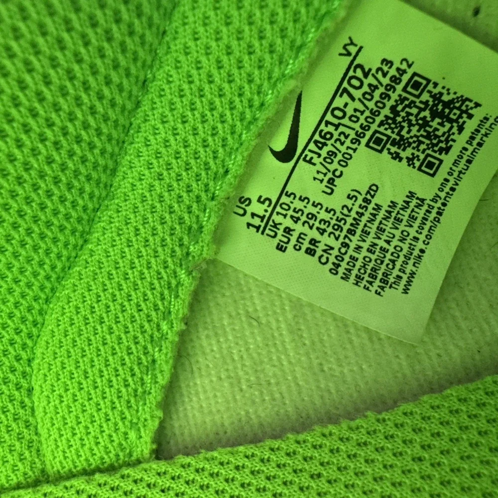 Nike‎ Dunk Low SE Volt Black/Total Orange Glow Men's Size 11.5 FJ4610-702